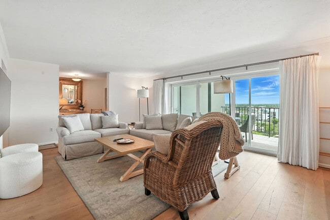 Photo - 3951 Gulf Shore Blvd N Unit FL8-ID1049705P