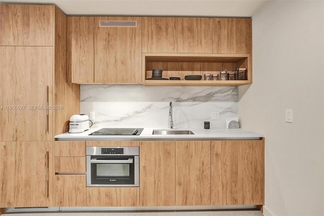 Photo - 11 NE 6th St Unit 712