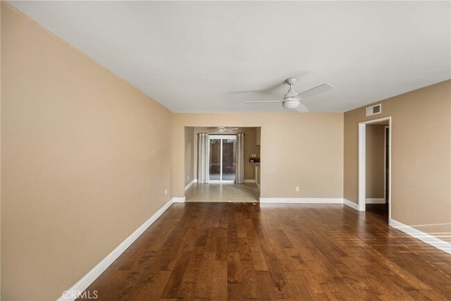 Photo - 338 W Kelly Ave Unit B