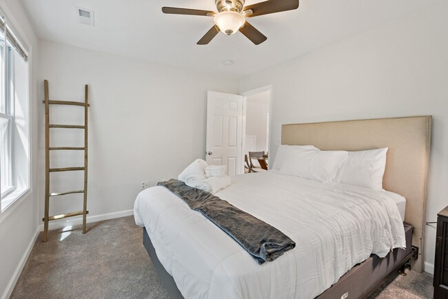 Photo - 6532 Summerton Way Unit SI ID1395439P