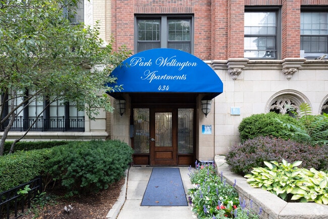 Entrance - Park Wellington Apartments