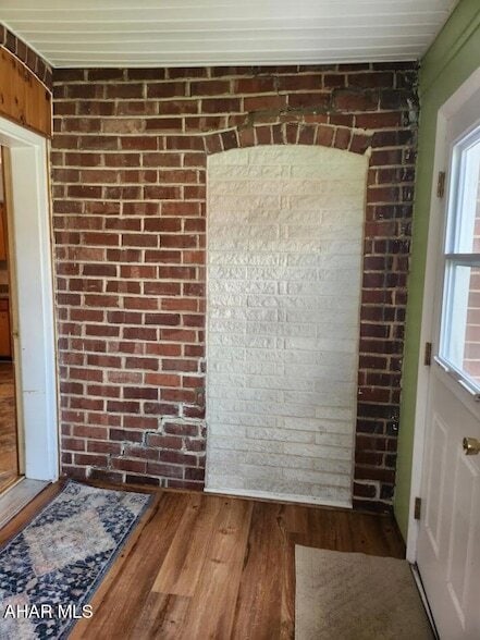 Photo - 120 Birch Ln