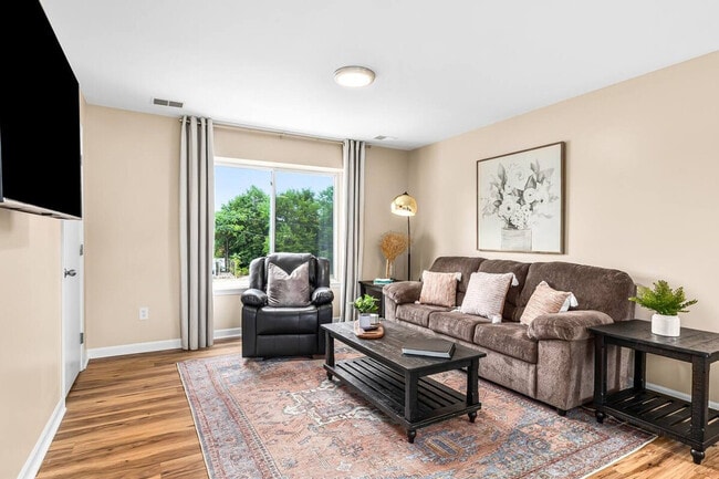 Building Photo - 18308 Mesle St Unit SI ID1032362P