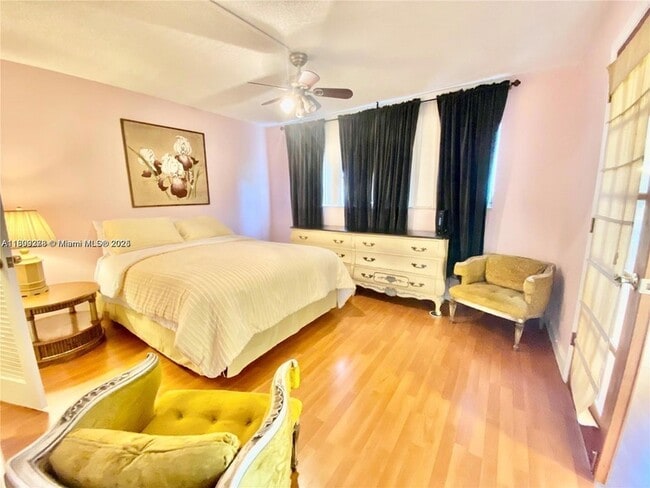 Photo - 671 S Hollybrook Dr Unit 104