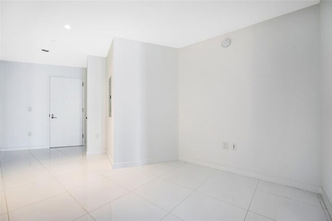 Photo - 851 NE 1st Ave Unit 3500