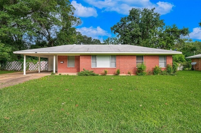 Building Photo - 2501 Rosedale Pl