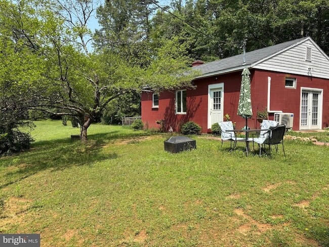 Building Photo - 579 Leeland Rd