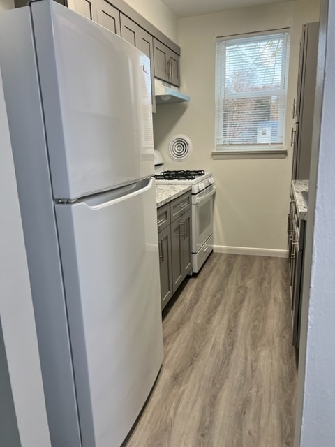 Photo - Moorestown Court Apartments