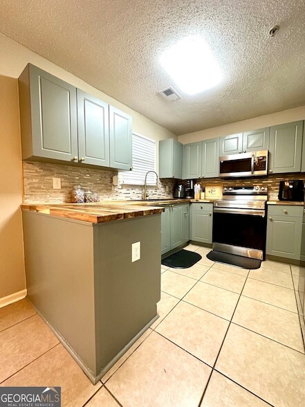 Photo - 236 Turnstone Rd