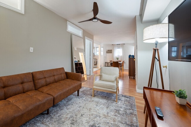 Photo - 309 W 28th St Unit SI ID1390073P
