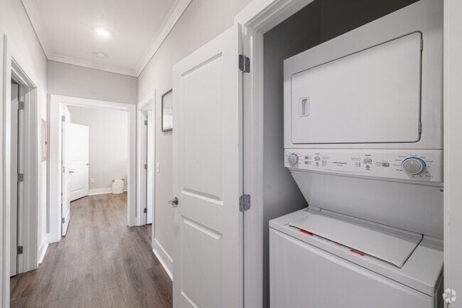 2BR, 2BA - 1153SF - Laundry - The Everett at Port Wentworth