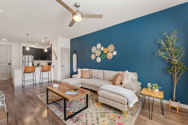 Photo - 711 W Broadway Rd Unit ID1366958P