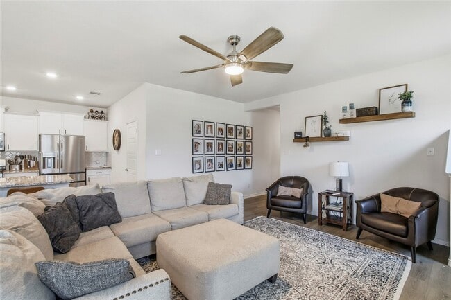 Photo - 1540 Princeton Dr