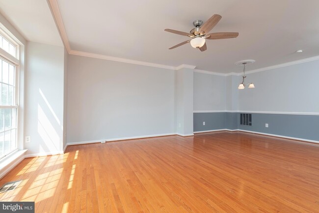 Photo - 42724 Rolling Rock Square