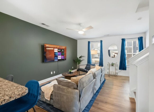 Building Photo - 3121 Banyan Btm Ln Unit ID1367332P