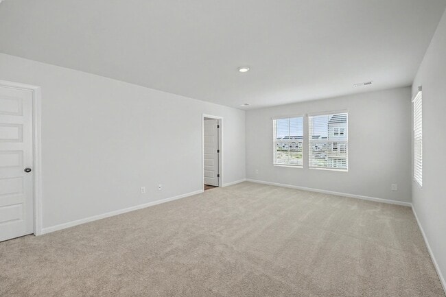Photo - 762 Ridgley Dr