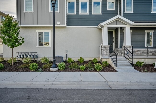 Photo - 15142 S Wild Horse Wy