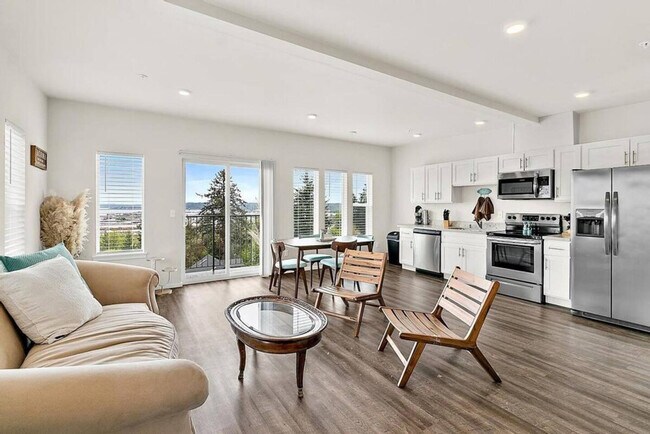 Photo - 704 E Wright Ave Unit ID1296630P