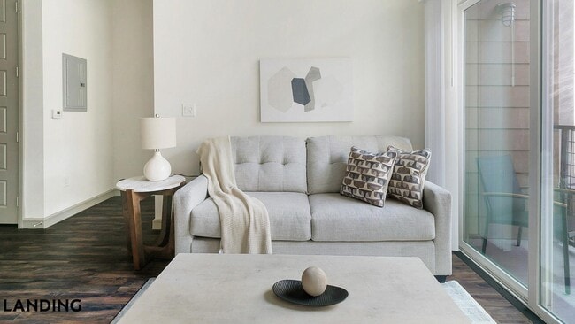 Photo - 1711 Caroline St Unit 318