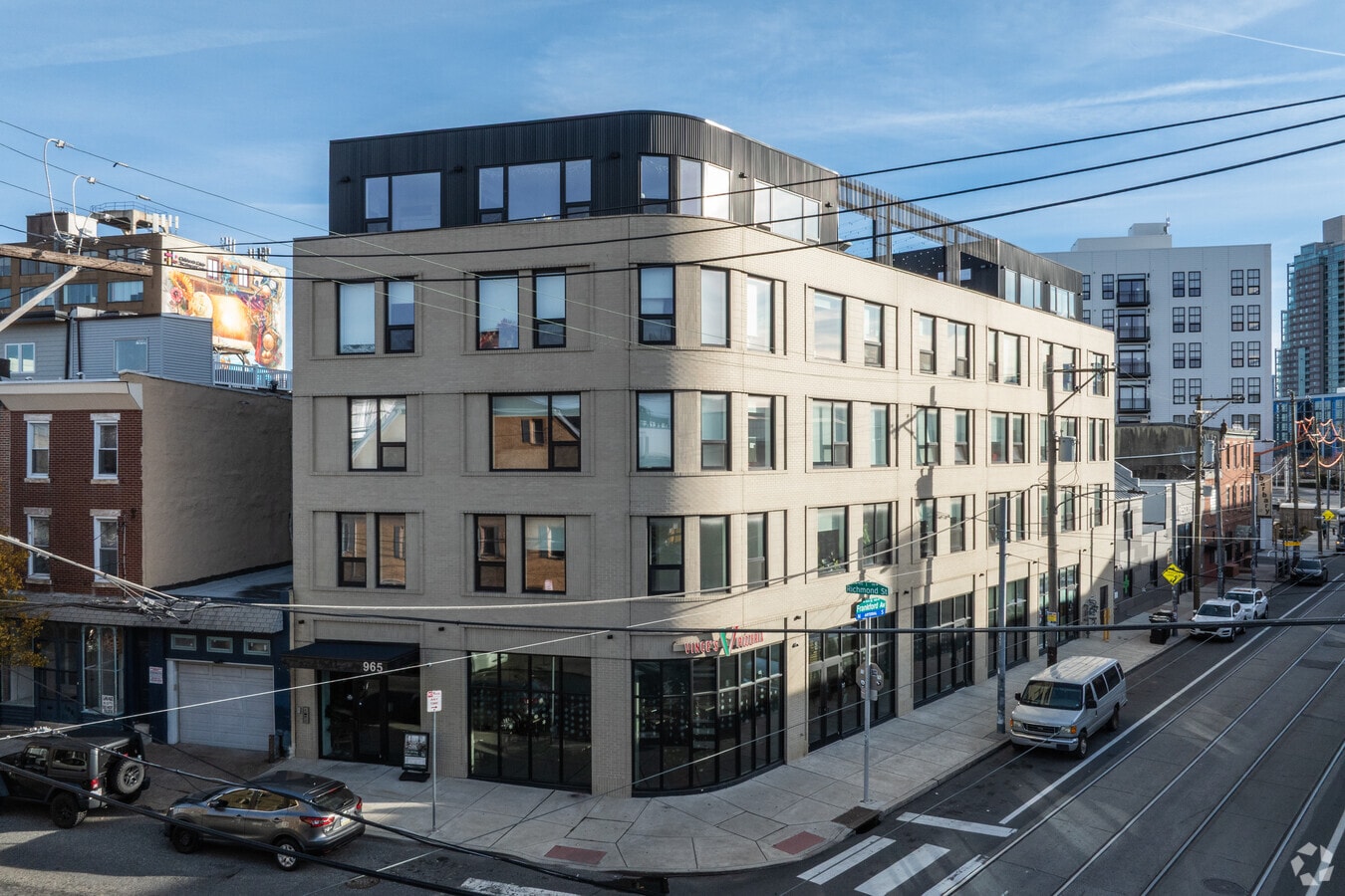 The Avenue in Fishtown - The Avenue in Fishtown