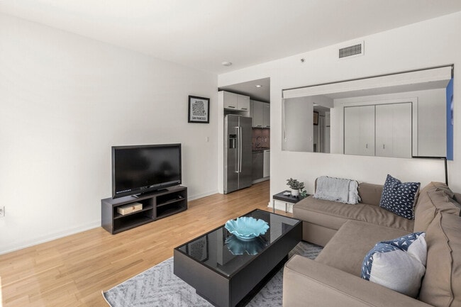 Photo - 666 Folsom St Unit ID1264183P