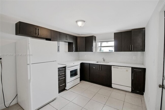 Photo - 1160 W 26th Ct