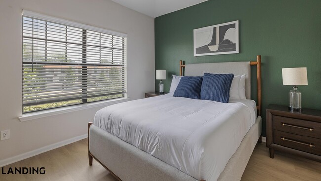 Photo - 3232 N Garland Ave Unit 3-27LW