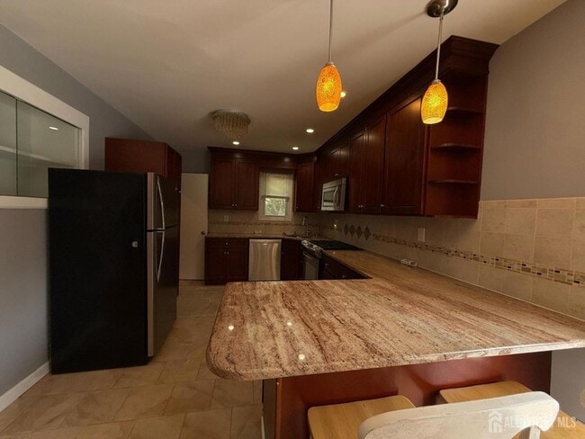 Photo - 869 Gates Ave