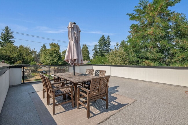 Photo - 10404 2nd Pl SW Unit ID1405638P