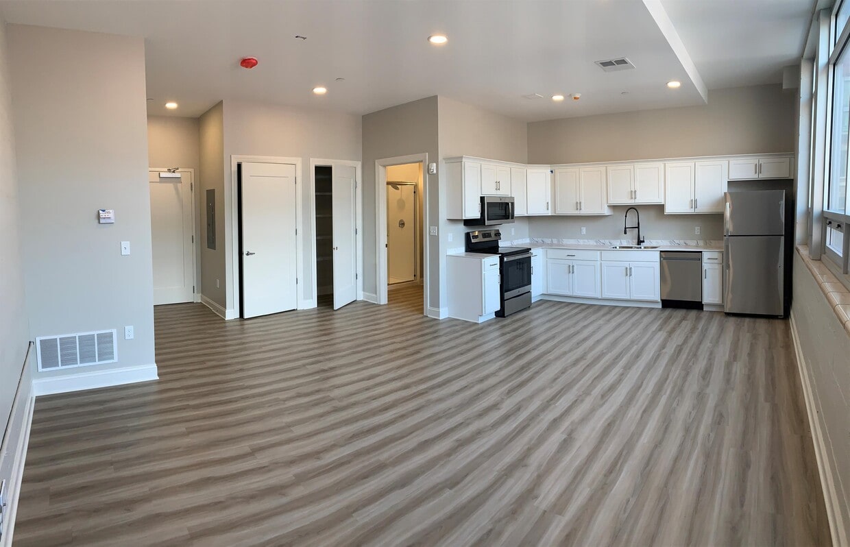 Floor Plan - 0 Beds, 1 Baths