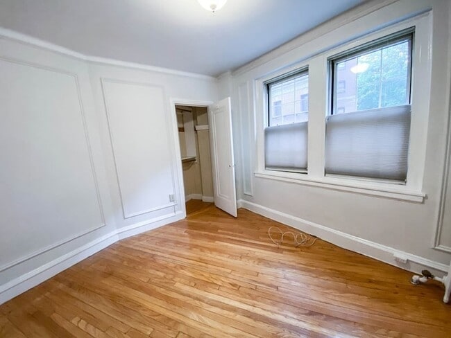 Photo - 1454 Beacon St Unit 142