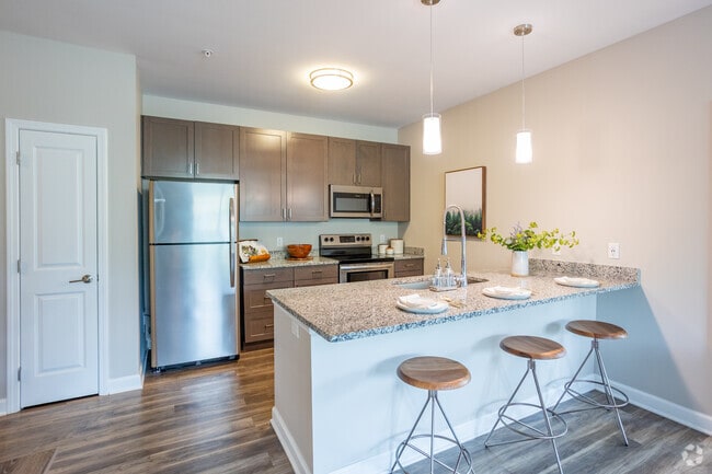 2BR, 2BA - 1,125SF - Kitchen - Whetstone Flats