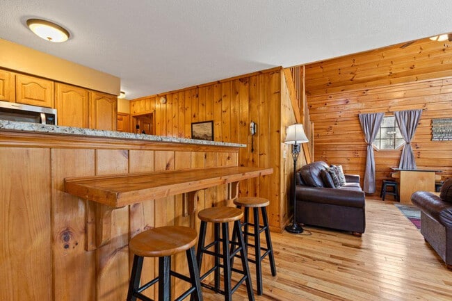 Building Photo - 1652 Raccoon Den Way Unit ID1266362P