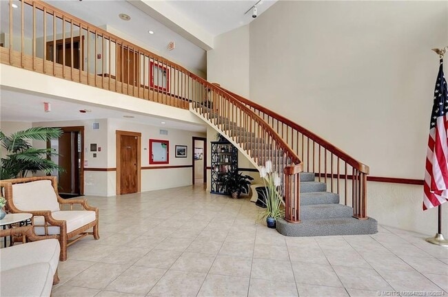 Photo - 150 SE Four Winds Dr Unit 303