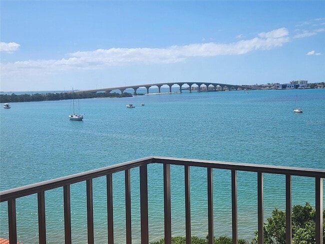 Building Photo - 6295 Bahia Del Mar Cir Unit 507