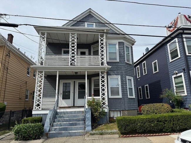 Building Photo - 38 Hawthorn Ave Unit 1