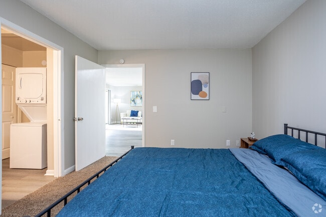 1BR, 1BA - 760SF Renovated - Bedroom - Brookside Apartments