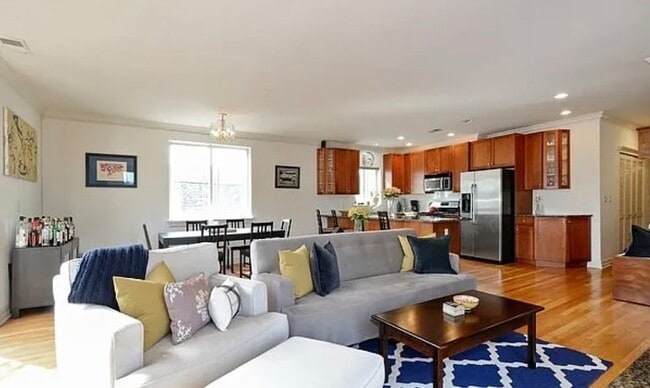 Photo - 1514 W Thomas St Unit 4B