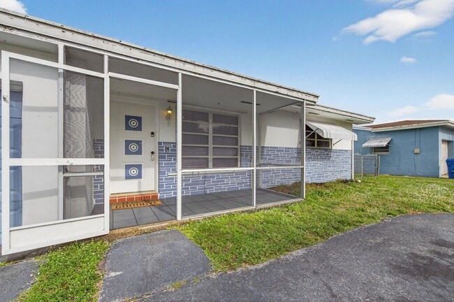 Photo - 6219 SW 20th Ct