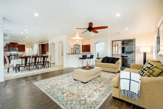 Building Photo - 17547 W Eugene Terrace Unit SI ID1385708P