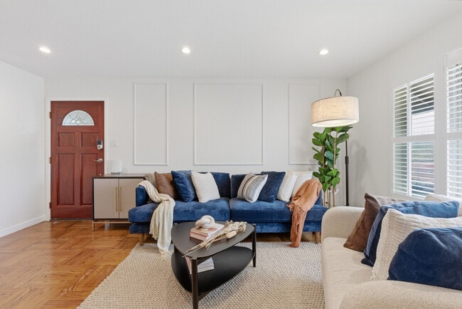 Building Photo - 139 Mariposa Ave Unit SI ID1542392P