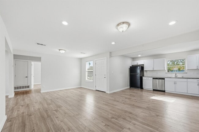 Photo - 1032 Hoke Smith Dr