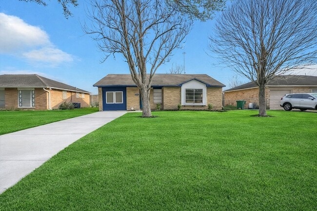 Photo - 5734 Arthington Ave