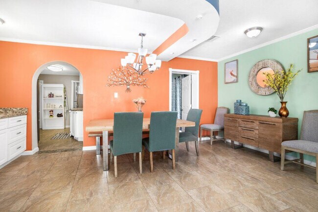 Photo - 117 Wellington Rd Unit ID1266281P