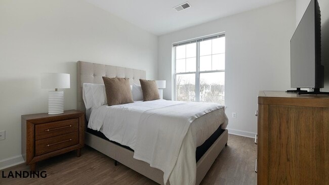 Photo - 909 Mansion Dr Unit 712-402