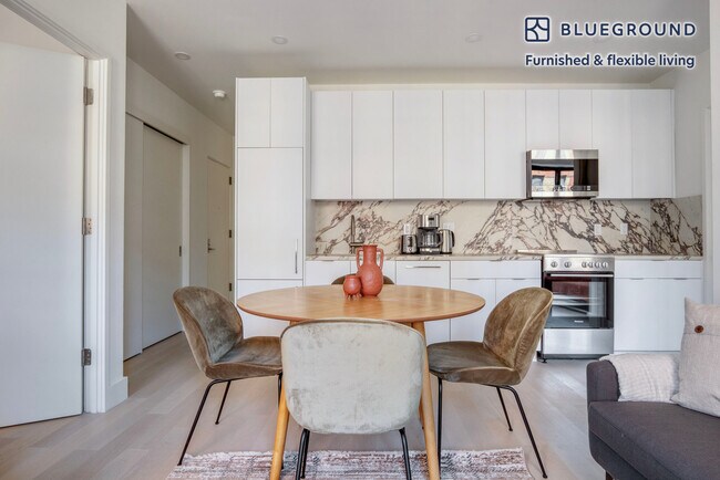 Photo - 300 W 21st St Unit FL5-ID1451