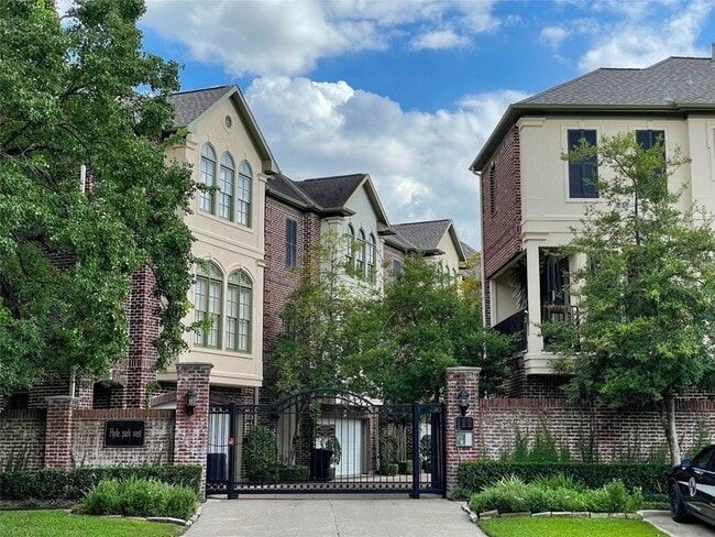 Photo - 1329 Hyde Park Blvd