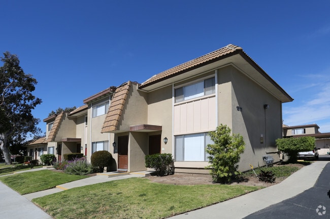 Building Photo - Westerly Shores