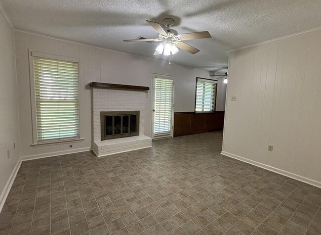 Photo - 1153 Verlington Dr