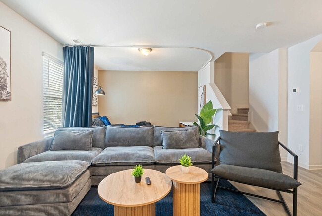 Building Photo - 219 Socket St Unit SI ID1284654P